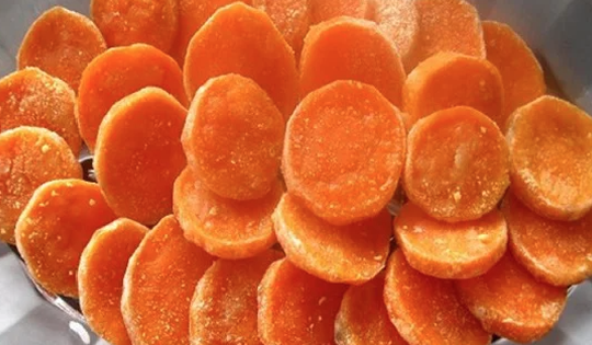 Cách làm mứt khoai lang ngọt ngào, lạ miệng cho ngày Tết