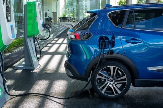 Cách kéo dài tuổi thọ pin xe điện