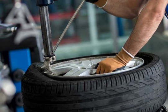 Những lưu ý quan trọng khi thay lốp ô tô mới
