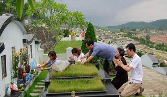 Đây là lý do khiến ngày càng nhiều nhà đi tạ mộ tổ tiên từ cuối tháng 11 âm lịch