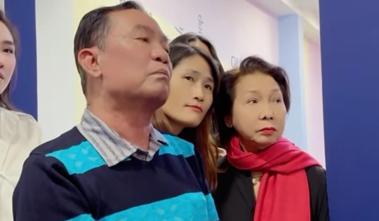 NSND, Tiến sĩ Bạch Tuyết căng thẳng, nhận cái kết bất ngờ trong sinh nhật 80 tuổi