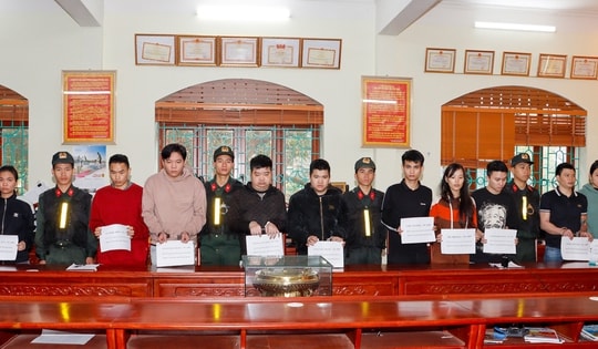 Bắt 18 đối tượng lừa đảo bán xe ô tô 'thanh lý hải quan', hơn 200 nạn nhân 'dính bẫy'