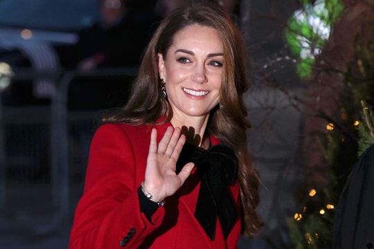 Vương phi Kate gửi thông điệp Giáng sinh ấm áp qua chương trình truyền hình đặc biệt