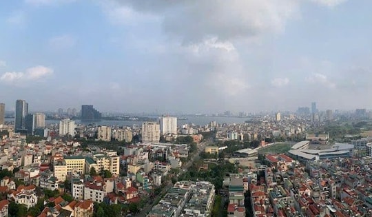 Giá nhà ở tăng 'khó kiểm soát', vượt xa giá trị thực