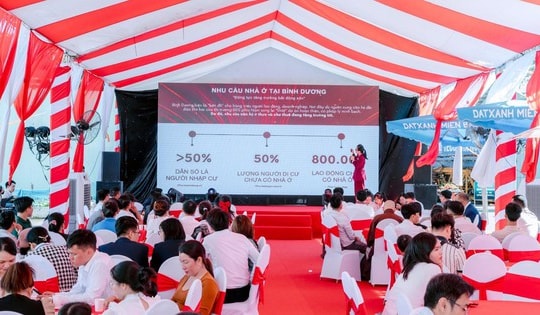 Hàng trăm khách hàng tham dự sự kiện mở bán chung cư Benhill