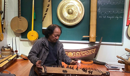 NSƯT Phạm Chí Khánh: “Phát triển nhưng không mất đi giá trị cốt lõi của âm nhạc truyền thống”