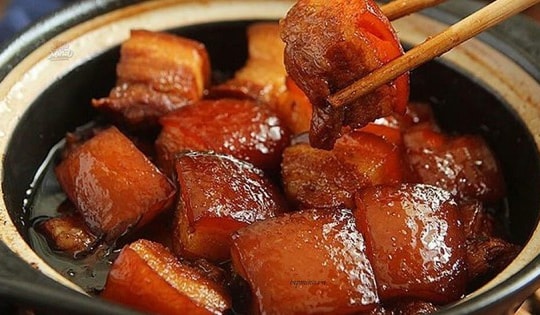 Bé 8 tuổi đã mắc bệnh gout, cha mẹ thừa nhận thường xuyên cho trẻ ăn món khoái khẩu này