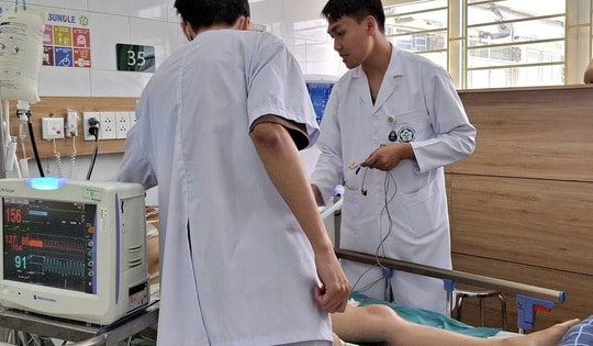 Người phụ nữ hôn mê sâu tiên lượng xấu, vì uống thuốc bột chữa bệnh dạ dày