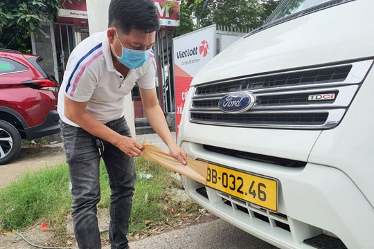 Chuyển từ tỉnh này sang tỉnh khác có phải đổi biển số định danh?