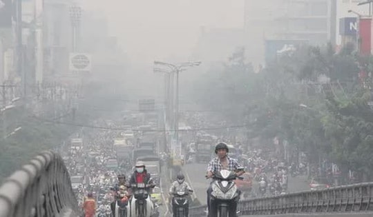 Hà Nội: Ô nhiễm không khí nghiêm trọng, cần làm gì để hạn chế nguy cơ mắc bệnh?