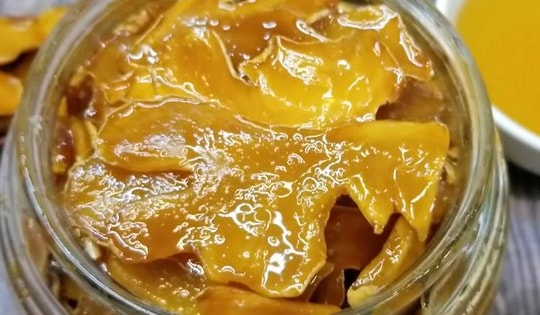 Sáng ngủ dậy, uống ngay cốc nước mật ong pha cùng loại củ rẻ tiền này còn tốt hơn thuốc bổ