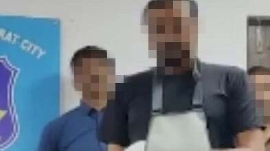 Muốn có lý do xin sếp nghỉ việc, người đàn ông tự chặt đứt 4 ngón tay của mình