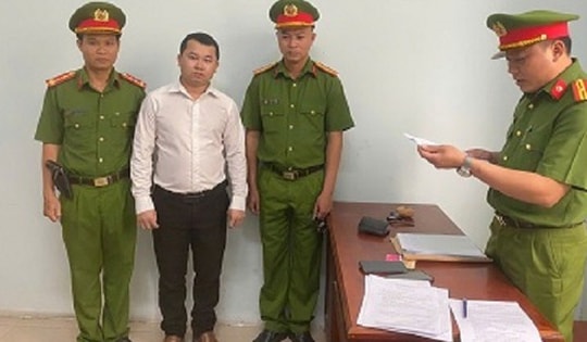 Cán bộ ngân hàng lừa khách sang tên giấy tờ đất để chiếm đoạt gần 4 tỷ đồng