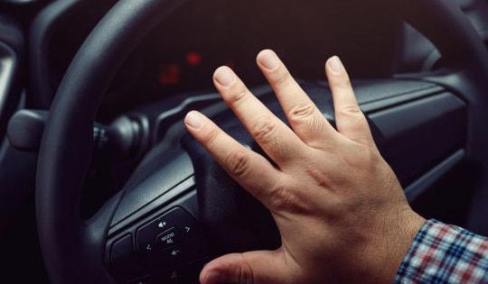 Hàng triệu lái xe cần lưu ý khung giờ cấm bấm còi trong nhiều trường hợp, vi phạm có thể bị ‘ăn’ phạt