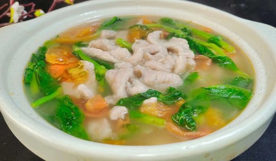 Canh gà và canh cá không ngon bằng tô canh này: Ngày lạnh nấu một tô nóng hổi, nước dùng chua ngọt đậm đà ngon vô cùng!