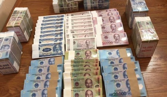 Lừa đảo trực tuyến: Đổi tiền mới dịp cận Tết với mức phí tốt, cẩn trọng nhận lại tiền giả