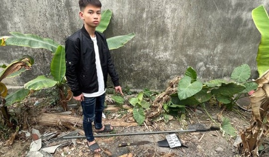 'Chặt biển xe' để được 'lên xu hướng' trên TikTok, 11 thanh niên bị bắt