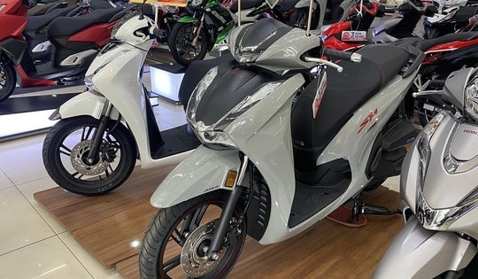 Giá xe SH mới nhất 'tạo đáy' , thậm chí dưới niêm yết, chỉ nhỉnh hơn dòng xe bình dân SH Mode