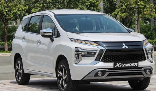 Giá lăn bánh Mitsubishi Xpander mới nhất giảm chưa từng có còn kèm ưu đãi lớn, Suzuki XL7 lo không lại doanh số