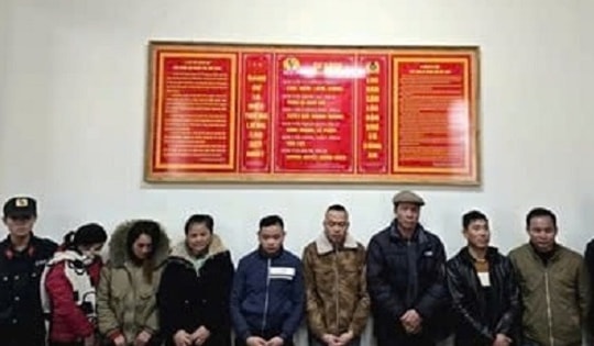 Tạm giữ nhóm đánh bạc dưới hình thức 3 cây ở Hà Giang