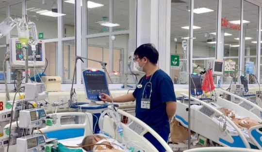 Thời tiết thay đổi, nhiều người mắc viêm phổi nặng phải thở máy, chuyên gia cảnh báo cách phòng ngừa