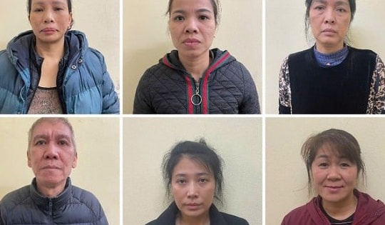 Bắt quả tang sới bạc toàn 'quý bà' sồn sồn, phục vụ ăn nghỉ tại chỗ