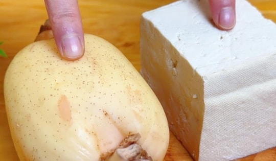 Vì sao 'mua đậu phụ chọn rìa, mua củ sen chọn đốt'?