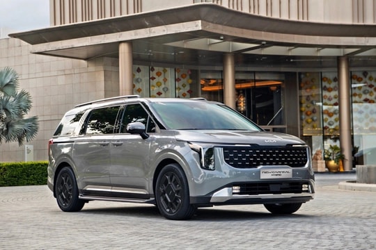 Ba mẫu xe hybrid vừa ra mắt thị trường Việt Nam ngay đầu năm 2025