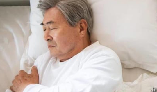 Hai đại kỵ với người trên 50 tuổi khi ngủ trưa