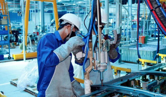 4 bước tính thuế thu nhập cá nhân đối với tiền thưởng Tết