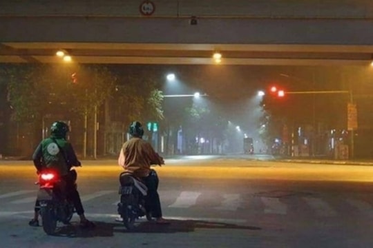 Những lỗi dễ mắc khi đi xe máy vào buổi tối