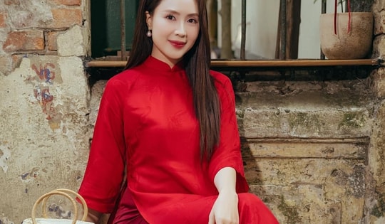 Hồng Diễm gây thương nhớ với bộ ảnh áo dài đỏ xuống phố