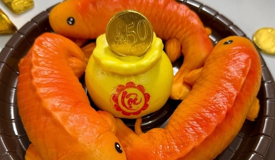 Độc lạ cá chép thạch rau câu, bánh bao 'rước' ông Công ông Táo về trời