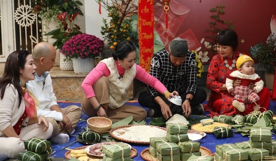 Không khí Tết rộn ràng nhà nghệ sĩ Trà My