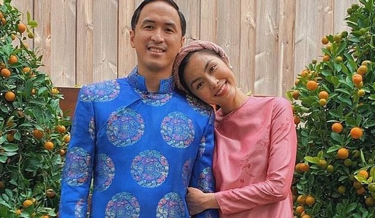 Tăng Thanh Hà dạy con gói bánh chưng đón Tết