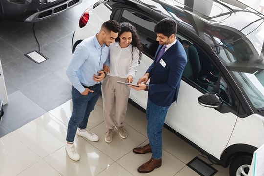 Bí quyết mua ô tô mới ra mắt thị trường với giá tốt nhất