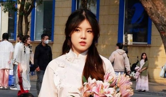 Số phận những chiếc áo dài Tết mặc một lần rồi thôi