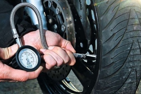 Kinh nghiệm kiểm tra xe máy trước khi du xuân đầu năm