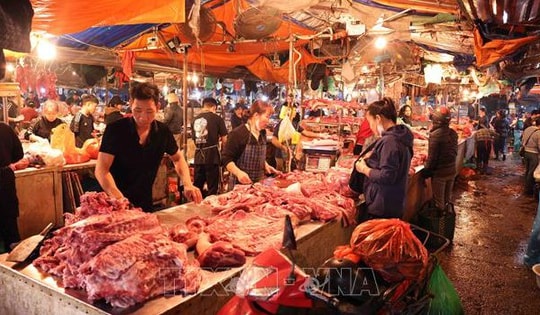 Bộ Tài chính: Giá hàng hóa cận Tết không có biến động bất thường