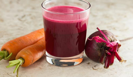 Giảm cân với nước ép cà rốt và củ dền đỏ