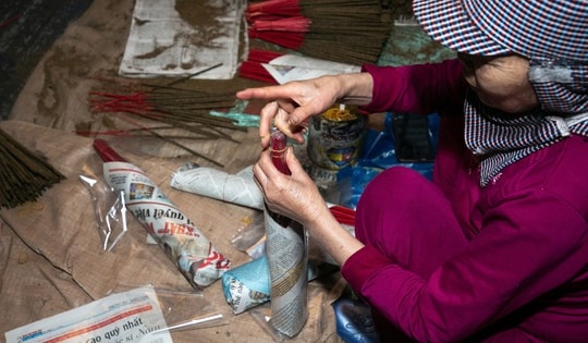 Làng làm hương sạch tất bật ngày cận Tết