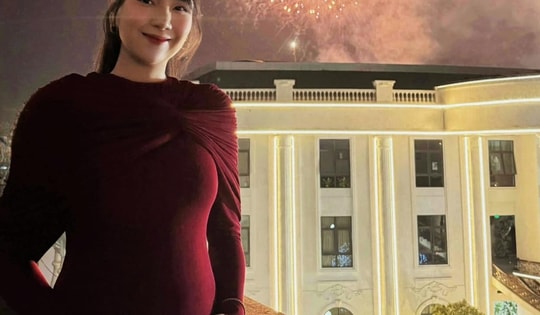 MC Mai Ngọc chính thức khoe bụng bầu con đầu lòng