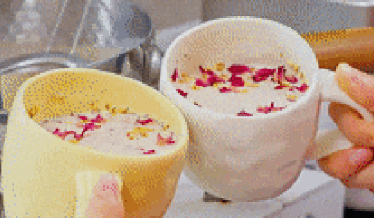 Thức uống mùa lạnh chị em nào cũng mê: Vừa ngon lại dưỡng da hiệu quả, đánh bay khô nẻ lẫn nếp nhăn