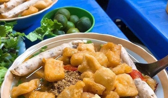 Đình chỉ hoạt động quán bún riêu ở Hà Nội bán 1,2 triệu đồng 3 bát bún ngày Tết