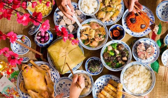 Điểm danh 5 món ăn ngày Tết dễ gây tăng cân nhất theo lời chuyên gia dinh dưỡng