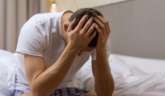 Nam giới có dễ đạt 'cực khoái' sau khi uống rượu không?