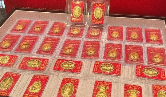 Chủ hiệu vàng lâu năm chia sẻ kinh nghiệm mua bán vàng khi giá tăng sốc trước ngày Thần Tài để không thiệt thòi