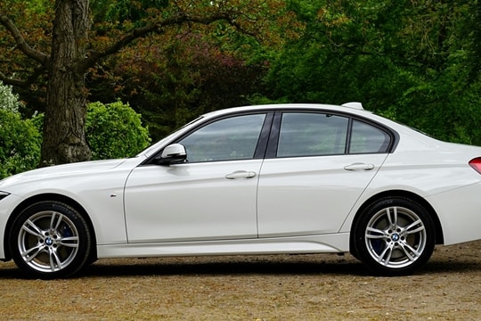 Những điều cần chú ý  khi mua ô tô màu trắng