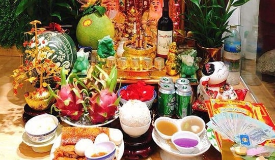 Khung giờ đẹp cúng Tết Thần Tài ngày mai – Mùng 10 tháng Giêng năm 2025 Ất Tỵ đem vàng bạc vào nhà