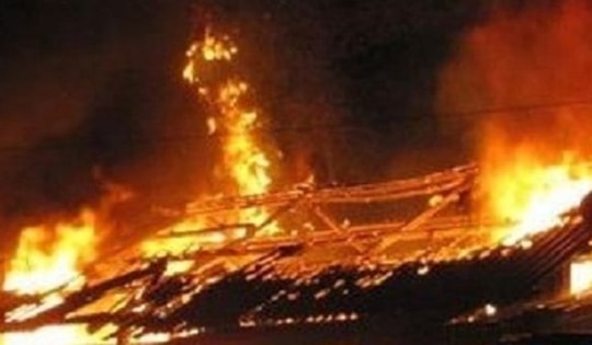 Mâu thuẫn việc phân chia đất đai, con trai phóng hoả đốt nhà khiến mẹ ruột bị bỏng nặng